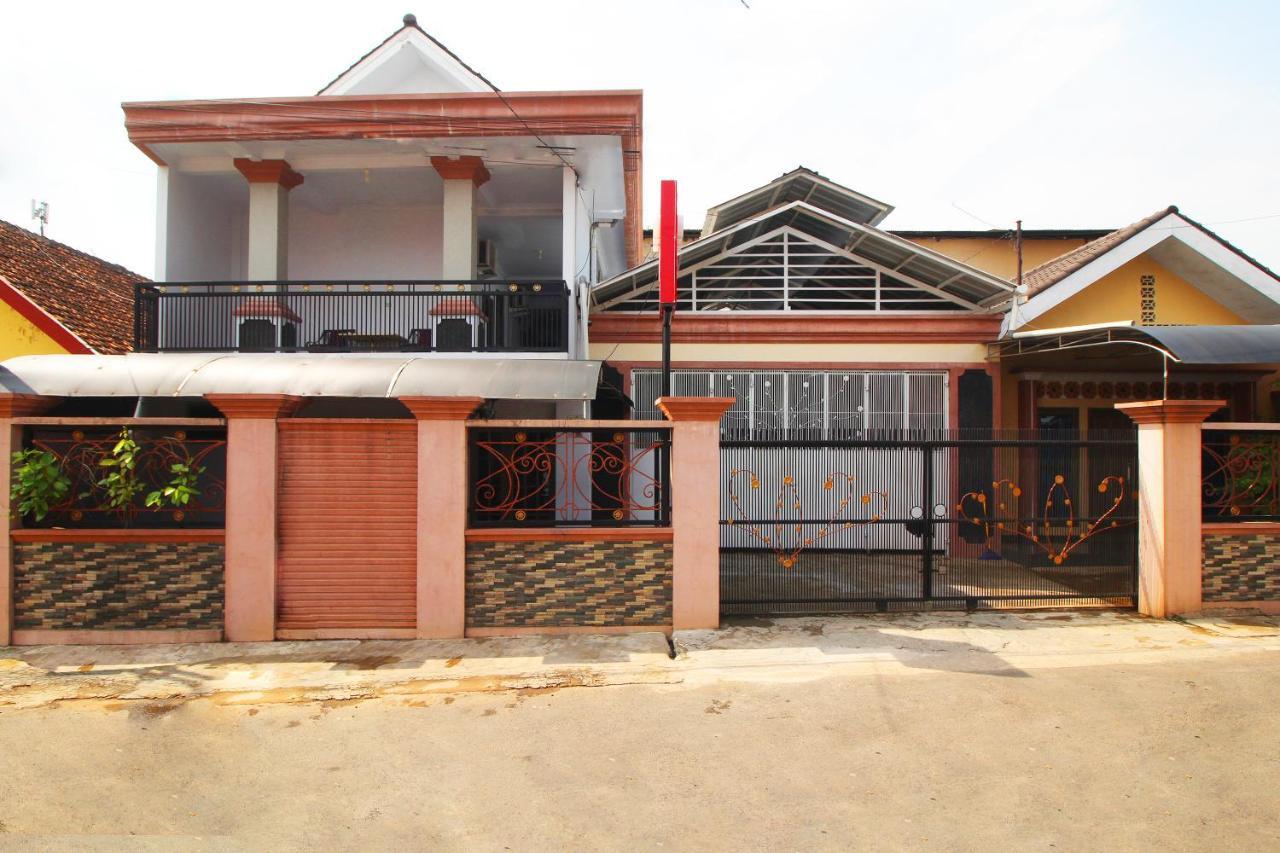 Oyo 2176 Amanah Syariah Residence Bandar Lampung Extérieur photo